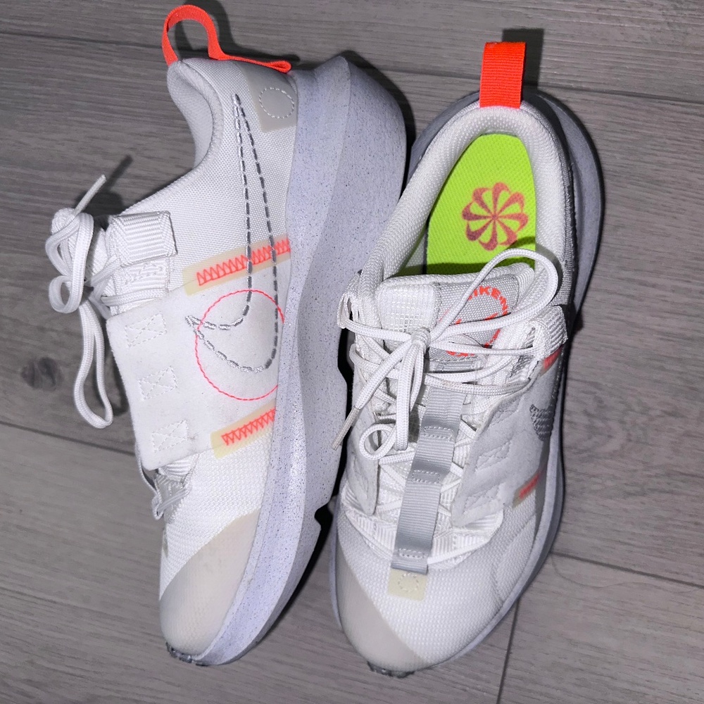 Nike running shoes SIZE 5.5Y